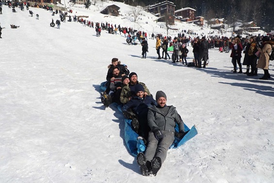 Kardan Adam Şenliği